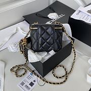 Chanel 2020 SS Small Cosmetic Bag Black - 2