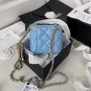 Chanel 2020 SS Small Cosmetic Bag Blue - 4