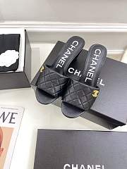 CHANEL Slipper Black - 1