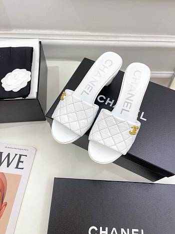 CHANEL Slipper White