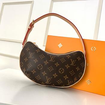 Louis Vuitton | POCHETTE CROISSANT M51510-26*13CM