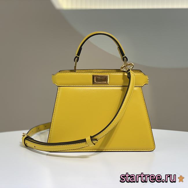 Fendi Peekaboo I see U small bag Yellow-11x20x15cm - 1