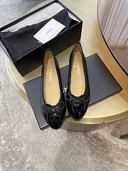 Chanel Black Two-Tone Leather Ballet Flats - 4