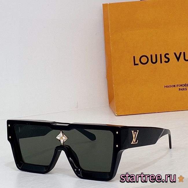 Louis Vuitton Sunglasses 001 - 1