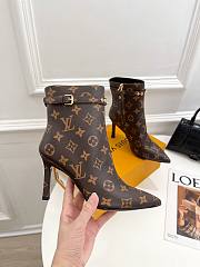 Louis Vuitton Heel Monogram - 5