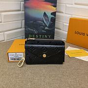 Louis Vuitton Wallet M69431-13.0cm x 9.5cm x 2.5cm - 1