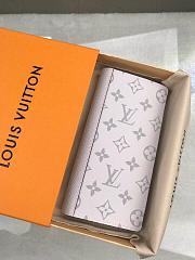 Louis Vuitton Wallet White - 1