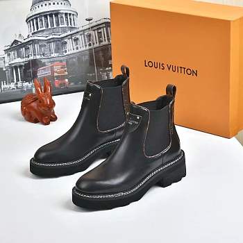 Louis Vuitton Leather boots