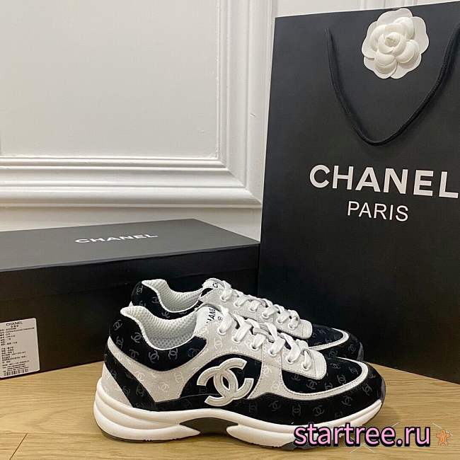 CHANEL Sneaker 001 - 1