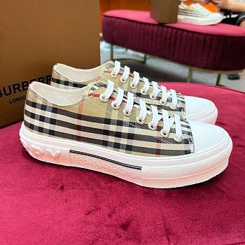 Burberry Sneaker