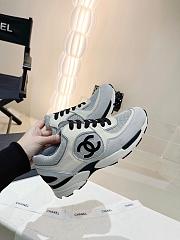 CHANEL Sneaker 002 - 3