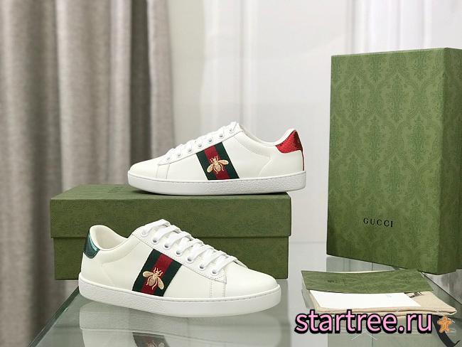 GUCCI WOMEN'S ACE SNEAKER WITH BEE - 1