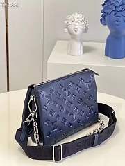 Louis Vuitton | Coussin PM M57790 Dark Blue-26 x 20 x 12 cm - 4