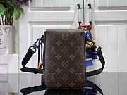 Louis Vuitton Shoulder bag M82535-12x19x7cm - 2