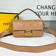 Fendi Baguette Beige leather bag - 1