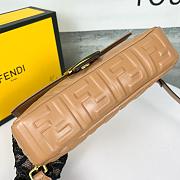 Fendi Baguette Beige leather bag - 3