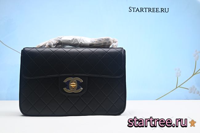 Chanel Black Jumbo Vintage Single Flap Bag-30cm - 1