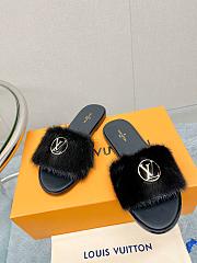  Louis Vuitton Fury Slides White - 3