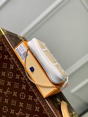 Louis Vuitton Mini Pochette Cream - 2