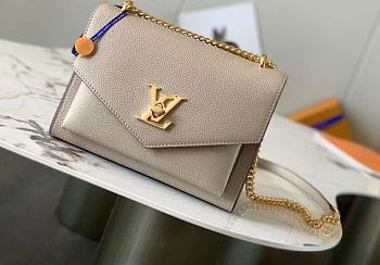 Louis Vuitton Mylockme BB Bag M56137