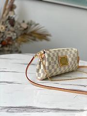 Louis Vuitton Clutch Eva White- M95567 - 25cm x 13cm x 4cm - 5