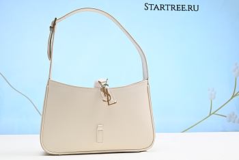 YSL | Le 5 À 7 Hobo Bag In Smooth Leather 
