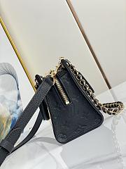 Louis Vuitton Onthego East West Black - 2