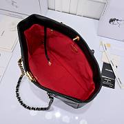 CHANEL 19 Métiers D’ART Shoulder Bag - 6