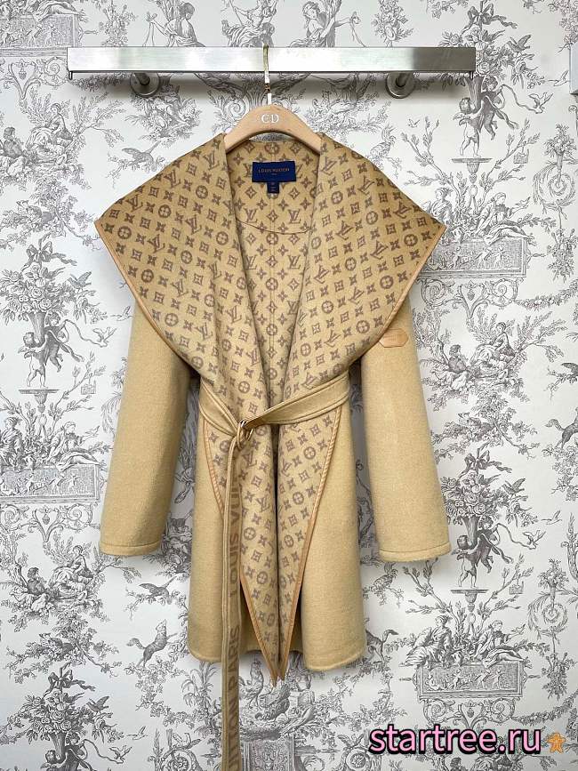 Louis Vuitton Wool COAT - 1