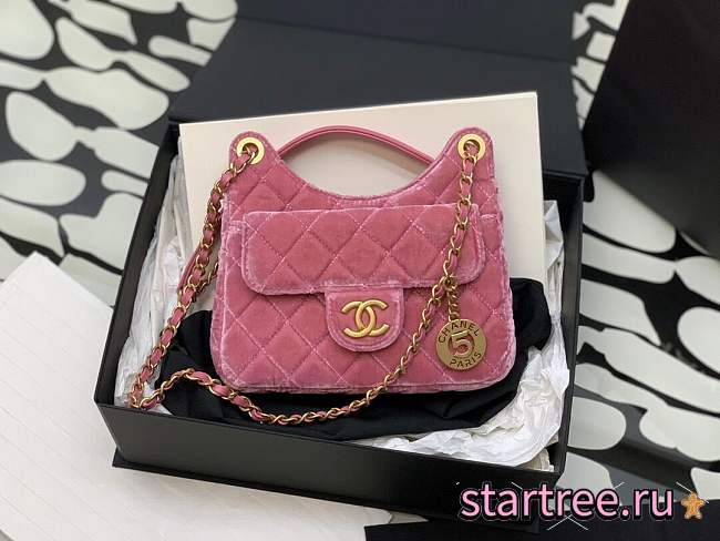 CHANEL SMALL HOBO BAG Velvet & Gold Metal Pink - 1