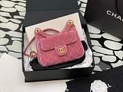 CHANEL SMALL HOBO BAG Velvet & Gold Metal Pink - 3