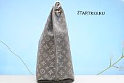 LOUIS VUITTON Carmel Grey Mahina M23396 - 2