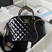 Chanel 23s Shopping Bag Patent Gold Metal Black-20.5 × 28.5 × 7 cm - 1