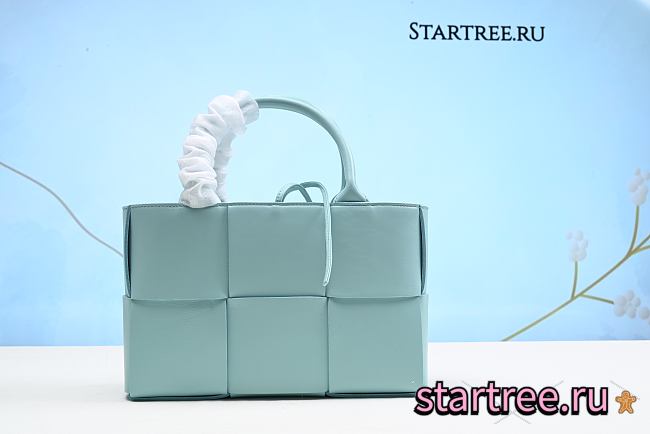 Bottega Veneta | Arco Tote Light Blue-25*16*8cm - 1