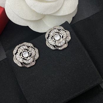 CHANEL Earring 8