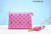 Louis Vuitton | Coussin PM M57790 Rosy and Blue-26x20x12cm   - 1