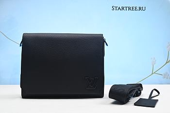 Louis Vuitton Messenger Bag - M57080 - 28 x 24 x 10 cm