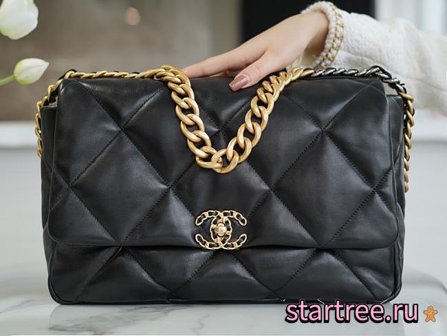 Chanel 19 Maxi Bag Black with Lambskin - 1