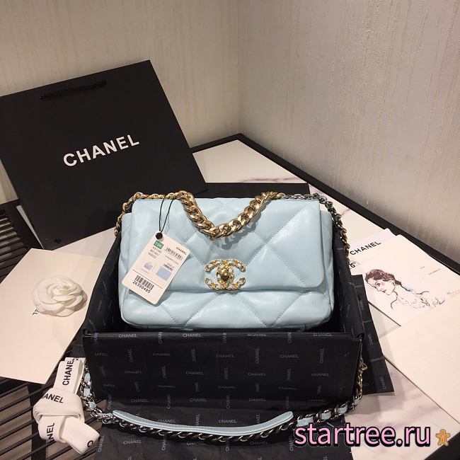 Chanel | 19 Flap Bag Light Blue- 26cm - 1