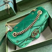 Gucci | GG MARMONT SERIES SMALL SHOULDER BAG Green Velvet  - 5