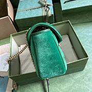 Gucci | GG MARMONT SERIES SMALL SHOULDER BAG Green Velvet  - 4