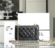 Chanel 22k Clutch with Chain in Black  - 2