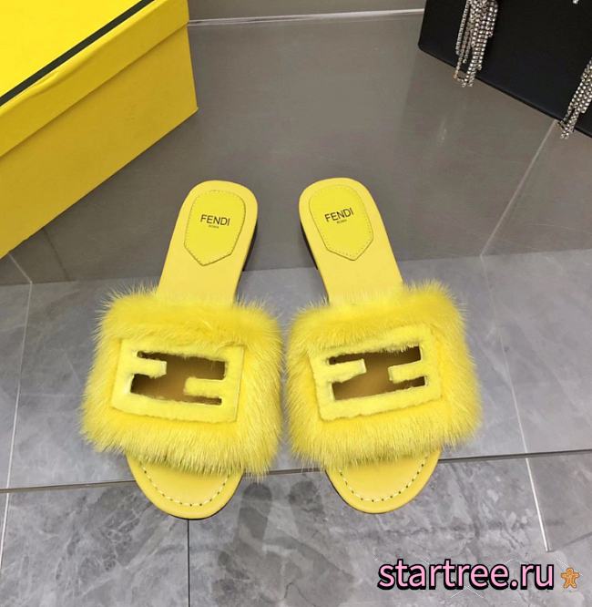 Fendi Baguette Yellow sandals - 1
