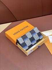 Louis Vuitton Wallet M82820 For Men - 2