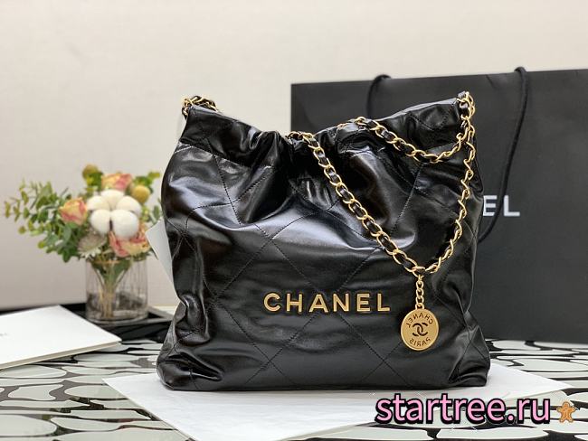 Chanel 22 Small Shoulder bag Black With Gold Hardware -35x37x7cm  - 1