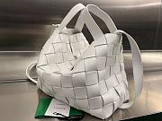 BOTTEGA VENETA Bowling Cassette Woven Leather Shoulder Bag In White - 2