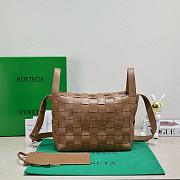 BOTTEGA VENETA Bowling Cassette Woven Leather Shoulder Bag In Caramel - 2