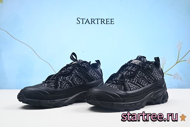 Burberry Arthur Sneakers - 1