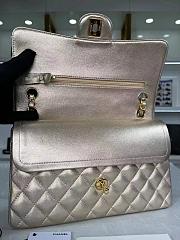 Chanel Medium Classic Flap Bag in Gold-25cm - 3