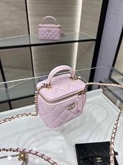 CHANEL Cosmetic Bag With Handle in Pink - 5
